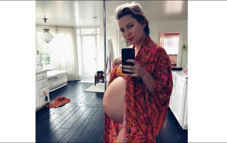 Hudson informó que la pequeña Rani Rose Hudson Fujikawa nació el martes pasado. INSTAGRAM / katehudson