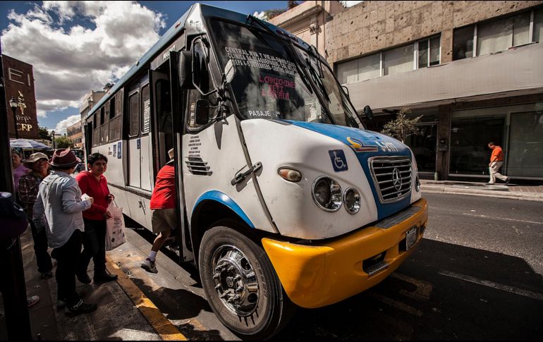 En redes sociales, se divulgó información sobre un posible paro camionero en los próximos días. EL INFORMADOR/ARCHIVO