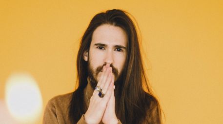 El músico español está listo para presentar a los mexicanos su álbum: “Diferentes tipos de luz”. CORTESÍA