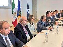 El Gobernador agregó que con esto también se superó el número de empleos formales de la administración pasada “En cuestión de empleos generamos 421 mil empleos formales en Jalisco al día de hoy, superando los 182 mil 583