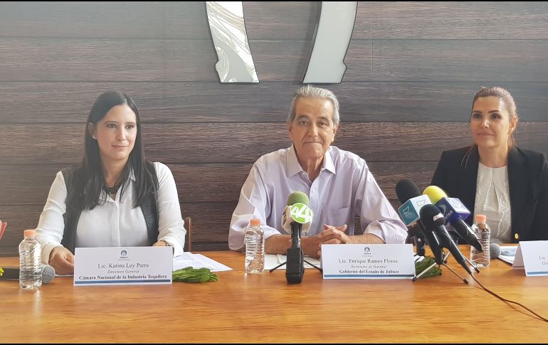 El secretario de Turismo, Enrique Ramos, participó en un evento de la Cámara Nacional de la Industria Tequilera. ESPECIAL