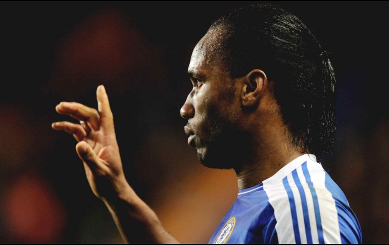 Drogba consiguió 14 trofeos con el Chelsea, incluyendo una Champions League y cuatro ligas. MEXSPORT / ARCHIVO