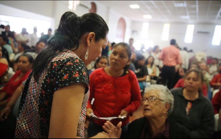 Se detalló que durante su recorrido, la funcionaria dialogó con habitantes y escuchó sus peticiones. TWITTER/@Mary_Luisa_AG