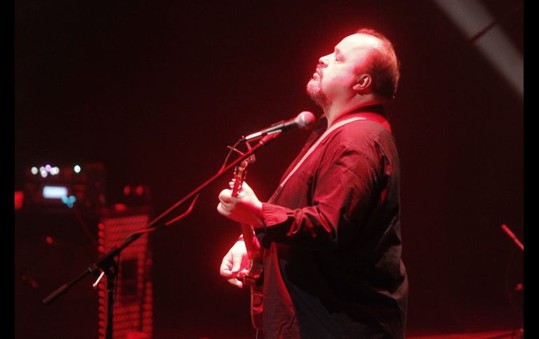 Steve Rothery muestra virtuosismo progresivo