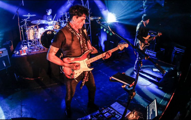 Saúl asegura que la nueva canción nació por un sentimiento de dolor ante los asesinatos de mujeres y periodistas en el país. EL INFORMADOR/ARCHIVO