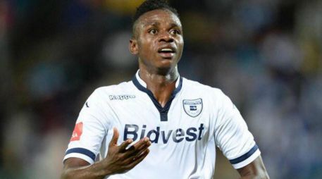 El centrocampista ya había sufrido problemas cardíacos. A finales de 2018 su contrato con el club sudafricano, Real Kings, fue roto debido a su estado de salud. TWITTER / @NGSuperEagles