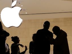 Apple cobra una comisión por la compra de aplicaciones diseñadas por desarrolladores independientes, lo que afecta a los consumidores. AP/M. Lennihan