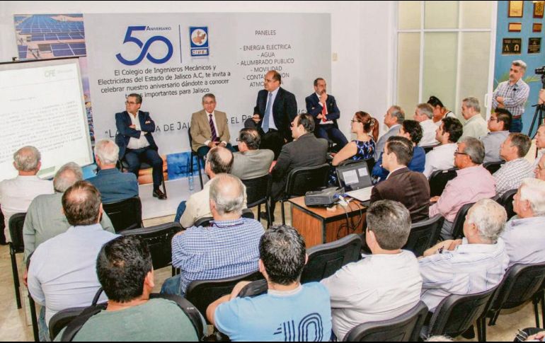 Propuestas de generación y problemáticas para el desarrollo de grandes proyectos de energías limpias fueron algunos de los tópicos tratados en el panel. ESPECIAL