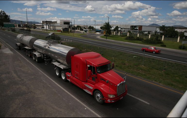 De acuerdo con el diagnóstico que se realizó para elaborar el plan, actualmente circulan 69 mil 848 vehículos de transporte de carga por día en la ciudad.  EL INFORMADOR/ ARCHIVO