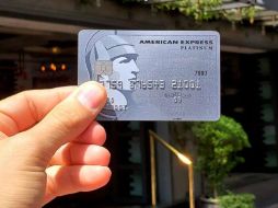 Así, entre abril y junio, American Express ganó mil 761 millones de dólares (9% más interanual) y facturó 10 mil 838 millones (8% más que en el segundo trimestre de 2018). ESPECIAL/ @AmericanExpMex