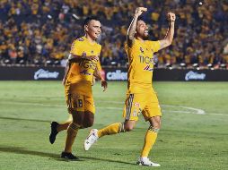 Javier Aquino celebra su segundo tanto de la noche. IMAGO7