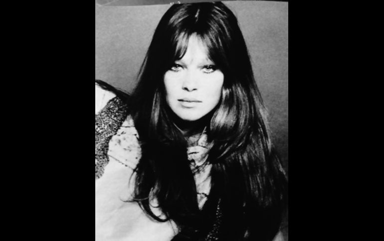 La que fuera la niña prodigio del cine español de los años 60’s y utilizada como la muñeca de trapo de la era Franquista, conforme pasó el tiempo se convirtió en una auténtica belleza a la vez que impidió el ser manipulada. Aquí en una deslumbrante imagen del fotógrafo César Lucas en los inicios de los 70’s y antes de que desapareciera y se recluyera alejada del mundo en su natal Málaga. CORTESÍA / F. Partida