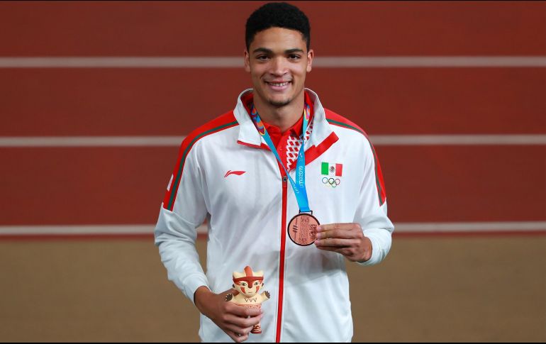 Vilches se hizo del bronce a base de entrega y esfuerzo en cada salto. NTX/F. Estrada