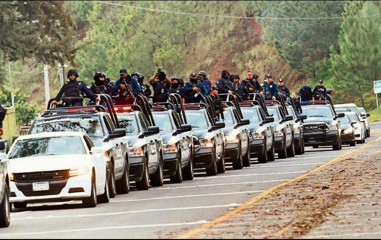 Estatales llegan a Uruapan para apuntalar las labores de prevención. EFE