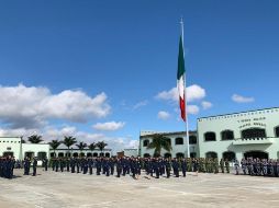 Se ortogaron ascensos y condecoraciones a los respectivos coroneles, tenientes, oficiales y capitanes. ESPECIAL