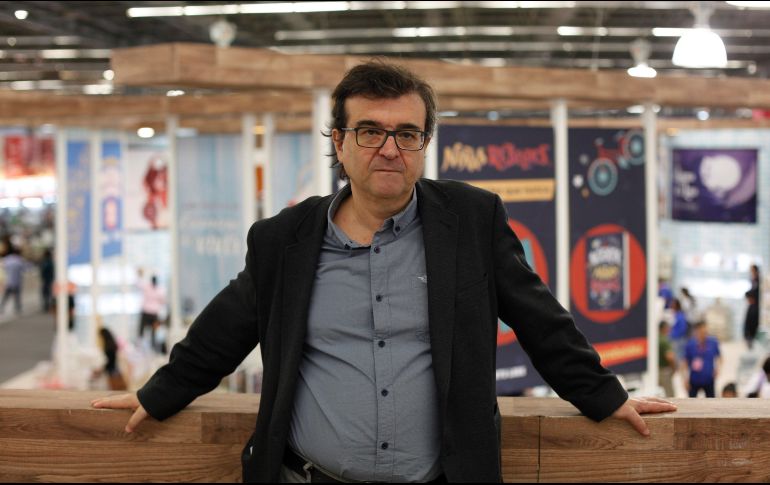 Javier Cercas fue reconocido con el Premio Planeta 2019 por su obra literaria “Tierra Alta”. EFE / F. Guasco
