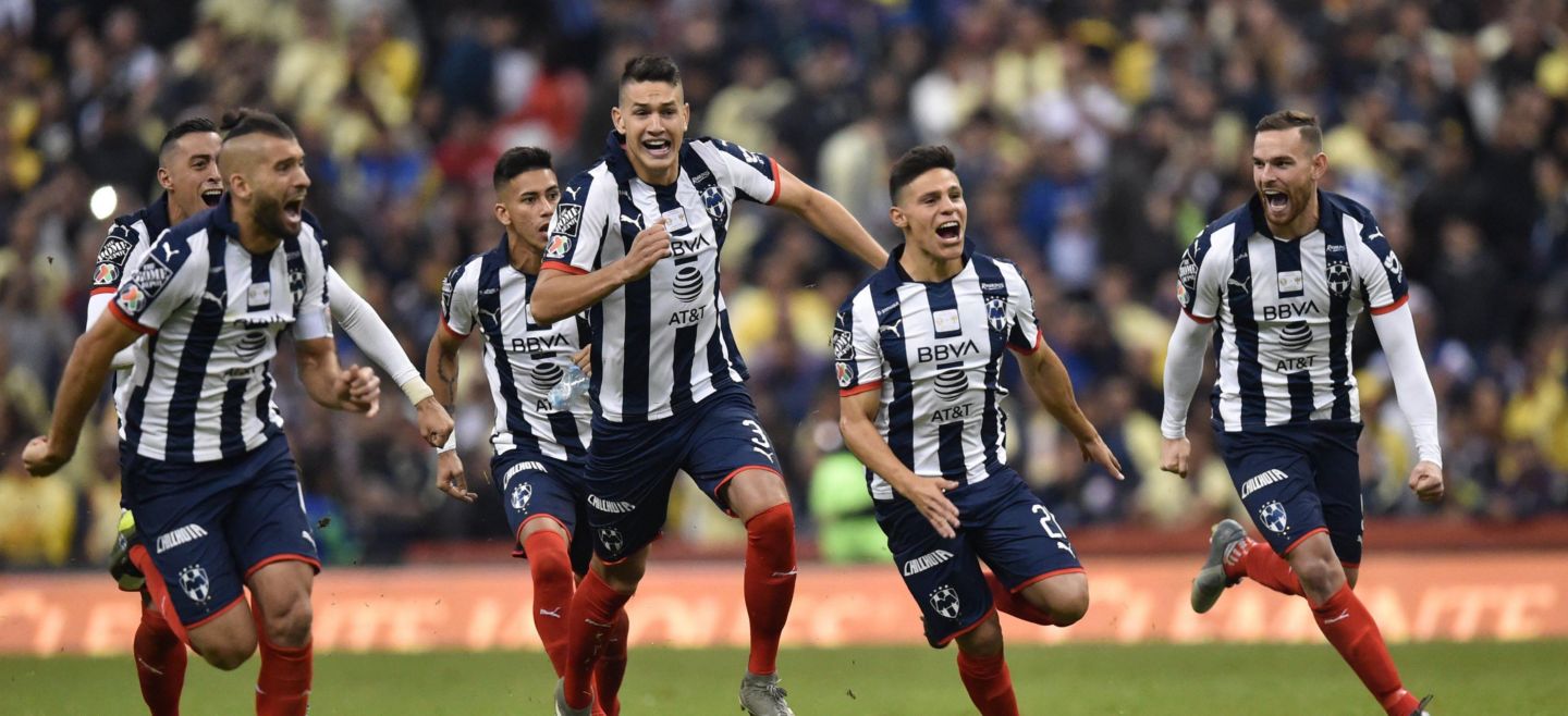 Renacer. Con el gol de Rogelio Funes Mori el Monterrey forzó los tiempos extra para luego coronarse en los penaltis. AFP