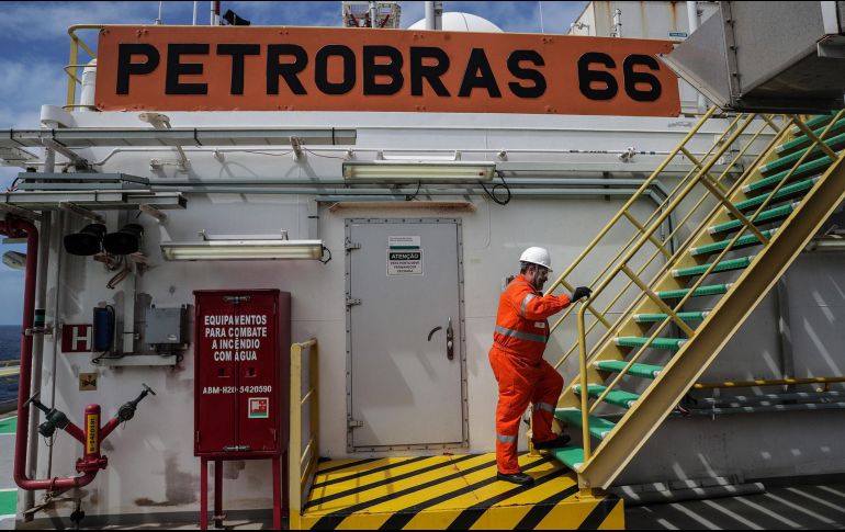 Tras una evaluación conjuntamente con la Marina de Brasil, Petrobras decidió modificar las rutas de sus buques. EFE/ARCHIVO