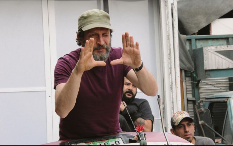 Proyecto. Trabaja en una película que cuenta la vida de una periodista que arriesga todo por el oficio. ESPECIAL