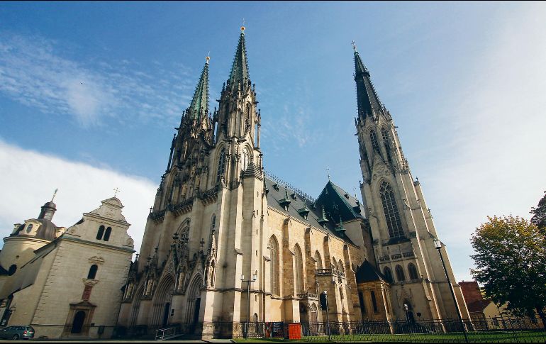 Catedral de San Wenceslao. Consagrada en 1131, ha sufrido importantes modificaciones y reconstrucciones, siendo la última entre 2004-2007. EL INFORMADOR / F. González