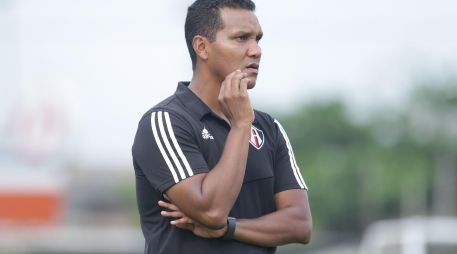 La directiva decide darle la oportunidad al estratega del equipo Sub-20 para dirigir el partido del viernes ante Xolos de Tijuana. IMAGO7