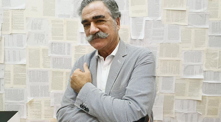 Moldeable. El lenguaje se ha ido adaptando según nuestras necesidades o gustos; Gómez Font es un ávido conocedor de las etimologías. EL INFORMADOR / J. Pérez