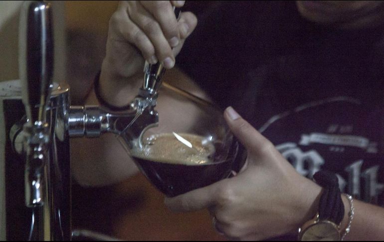 Entre 2014 y 2019 la cerveza sin alcohol pasó de 14.7 a 25 millones de litros anuales consumidos. EL INFORMADOR/Archivo