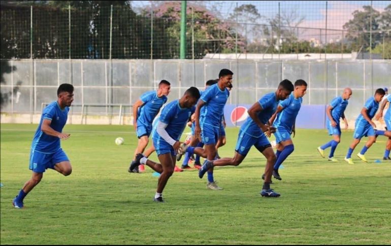 José Carlos Martínez, jugador del Municipal de Guatemala dio positivo a una prueba de COVID-19, al terminar el micro ciclo de entrenamiento que tuvo con la selección nacional de aquel país. INSTAGRAM / @selecciongt