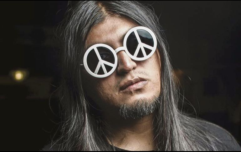 CARLOS BALLARTA. El comediante buscará compartir su humor con los asistentes. ESPECIAL