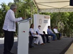 López Obrador estuvo en Campeche para supervisar las obras del Tren Maya, el cual prometió dejarlo listo en 2023. TWITTER/@AysaGonzalez