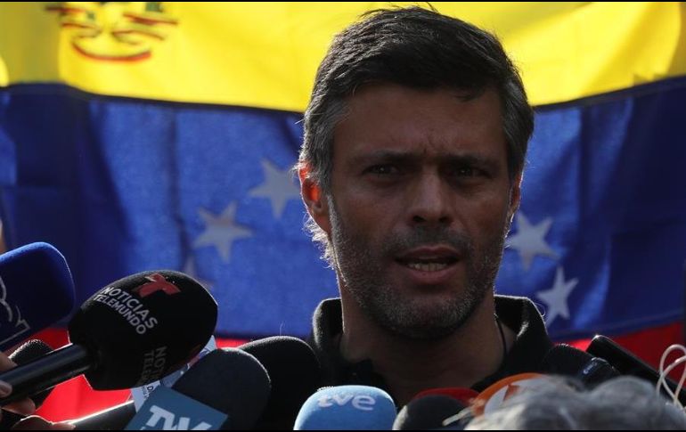Leopoldo López fue sentenciado en 2015 a casi 14 años de prisión. EFE/ARCHIVO