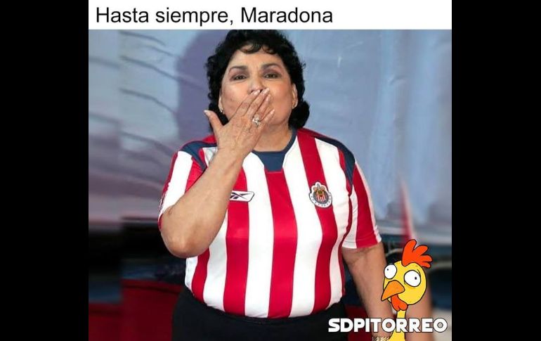 Muere Maradona; los memes en su memoria inundan la red