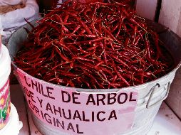 La denominación de origen del chile Yahualica se emitió en marzo de 2018, calculan que existen más de 30 marcas de salsas que lo utilizan. EL INFORMADOR / ARCHIVO