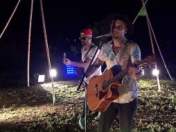 El setlist incluyó canciones como “Cada vez”, “La abundancia”, “Mejilla izquierda”, “Olvidar”, “Todos locos” y “La carta”. ESPECIAL