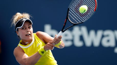 La mexicana, entrenada por el español Julián Alonso, fue desarbolada desde el inicio y no tuvo opción alguna ante una rival que en 2016 llegó a ser semifinalista en Miami. EFE / R. Wise