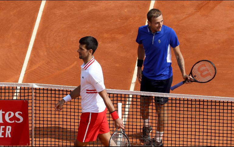 Un irreconocible Novak Djokovic sucumbió el jueves 6-4, 7-5 ante Dan Evans en la tercera ronda del Masters de Montecarlo. AFP / V. Hache