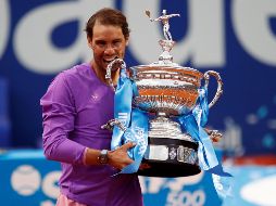 Rafael Nadal logró en Barcelona su primer título de la temporada al imponerse en la final a Stephanos Tsitsipas. EFE