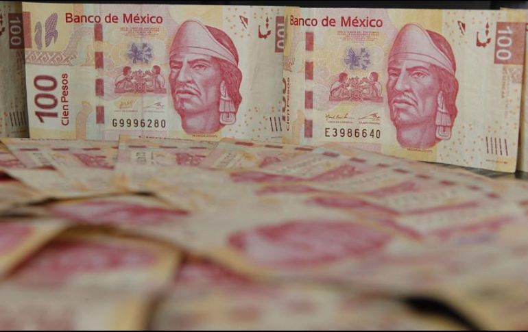 El peso mexicano acumuló una depreciación de 2.2% o 45 centavos durante la semana. EL INFORMADOR/ARCHIVO