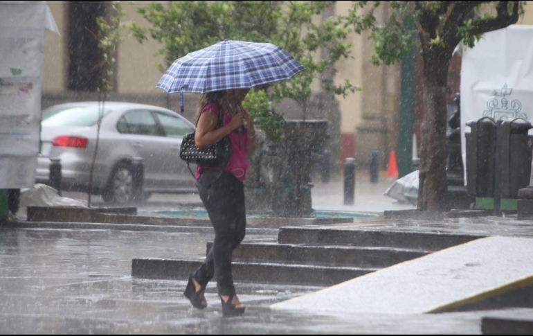 En la Zona Metropolitana de Guadalajara se tendrán chubascos con lluvias puntuales fuertes. EL INFORMADOR /ARCHIVO