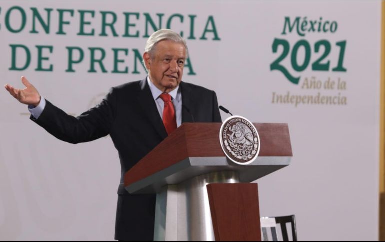 Por la mañana, Javier Corral, gobernador de Chihuahua, se reunió con el presidente López Obrador en el mismo recinto. SUN / ARCHIVO