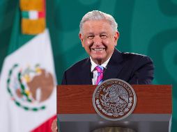 AMLO agradeció la confianza de la gente y a los empresarios porque contribuyen con el pago de impuestos. EFE / Presidencia de México