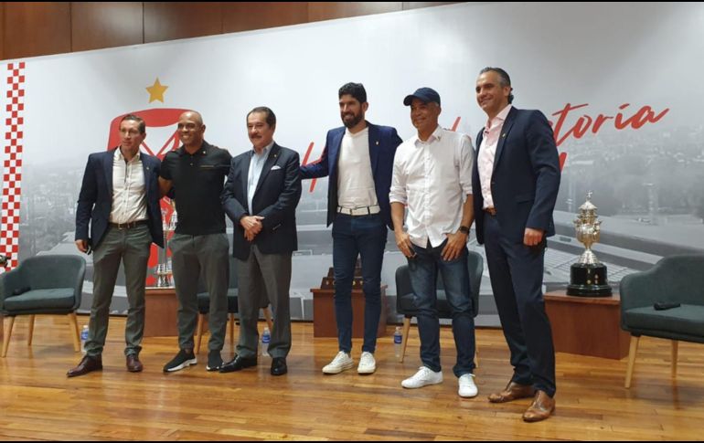 Los ex jugadores de Tecos sostendrán un juego contra algunos actores reconocidos de la televisión mexicana, en el marco del aniversario del equipo. EL INFORMADOR / D. Reos