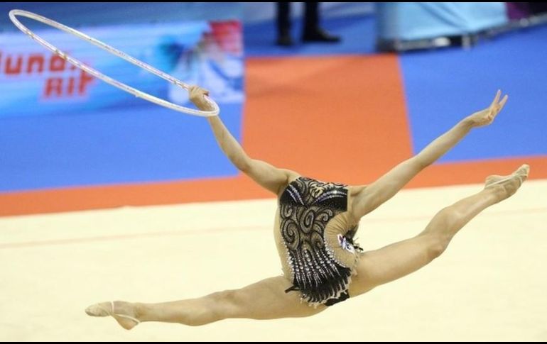 Muchas veces la flexibilidad de las gimnastas causan sorpresas. REUTERS