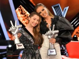 Sherlyn y Edith Márquez se levaron la corona de “La Voz” 2021. ESPECIAL / TV Azteca