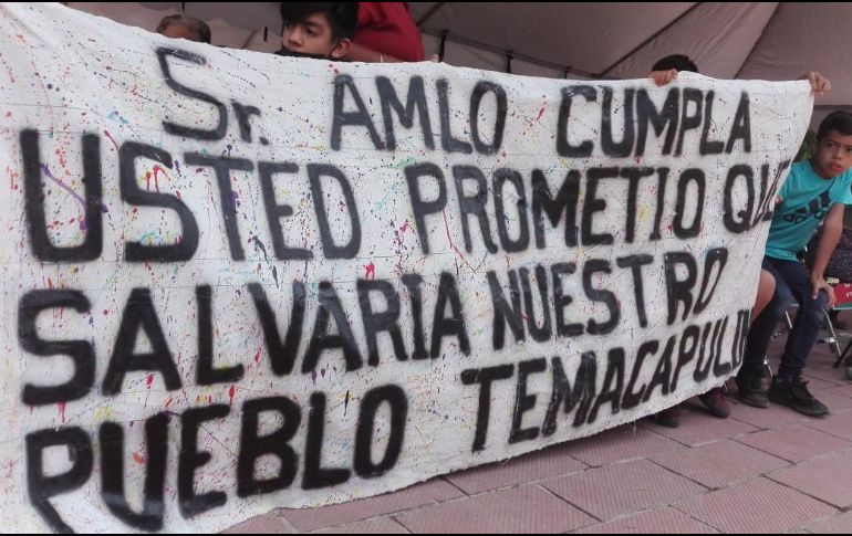 Vecinos toman la palabra y solicitan al Presidente López Obrador cumplir la promesa de que sus tierras no serían inundadas. ESPECIAL