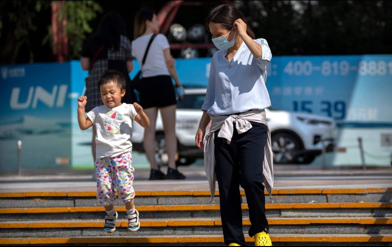 El año pasado nacieron 12 millones de bebés en China, un 18% menos que los 14.6 millones de 2019. AP/M. Schiefelbein
