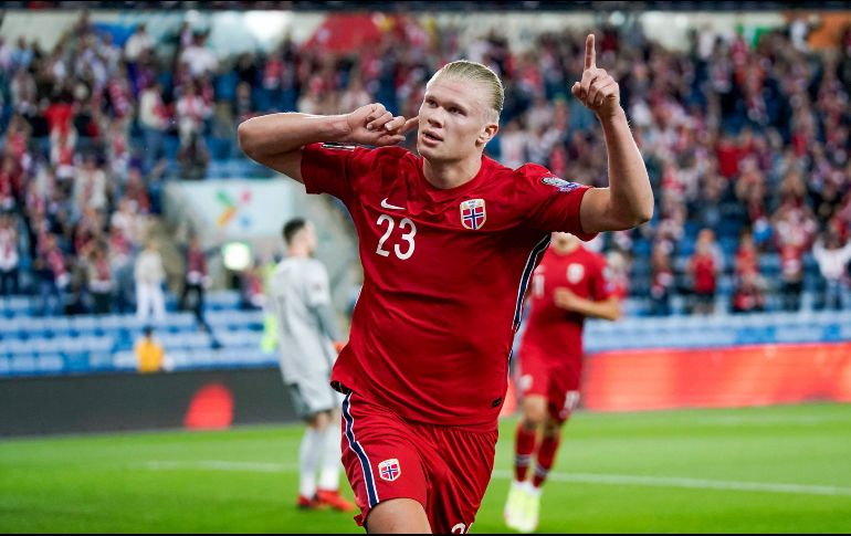 El artillero noruego firmó su séptimo gol con la selección absoluta de Noruega. AFP