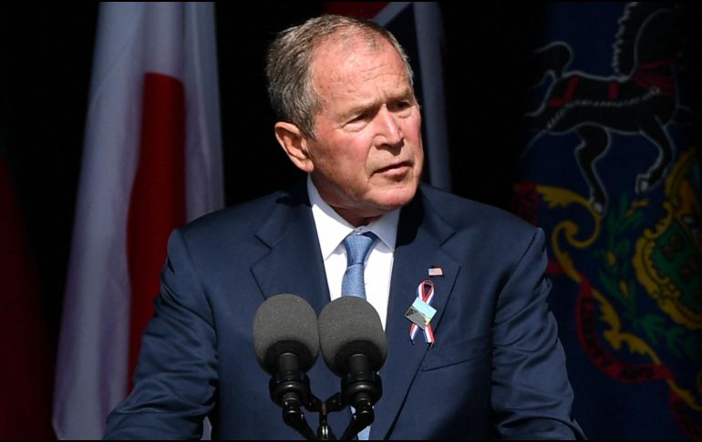 Bush, mandatario del país cuando se produjeron los atentados del 11 de septiembre de 2001, intervino en Pensilvania en el acto en recuerdo de las víctimas del vuelo United 93. AFP / M. Ngan