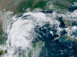 Se espera que “Nicholas” genere lluvias en Tamaulipas de entre cinco y 13 centímetros este domingo y mañana lunes. AP /
