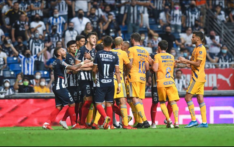 Rayados derrotó a los Tigres 2-0 en una edición más del clásico regiomontano. IMAGO7